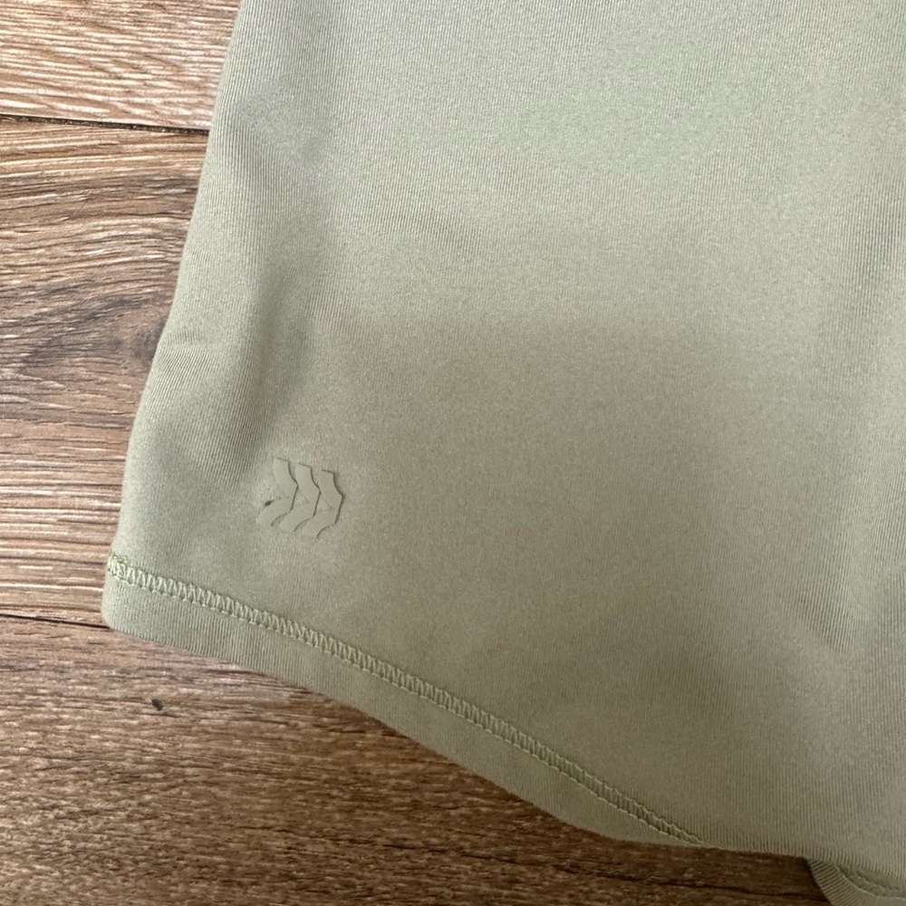 Women's Sleeveless Tank Top in Sage Green Size M - Picture 5 of 5